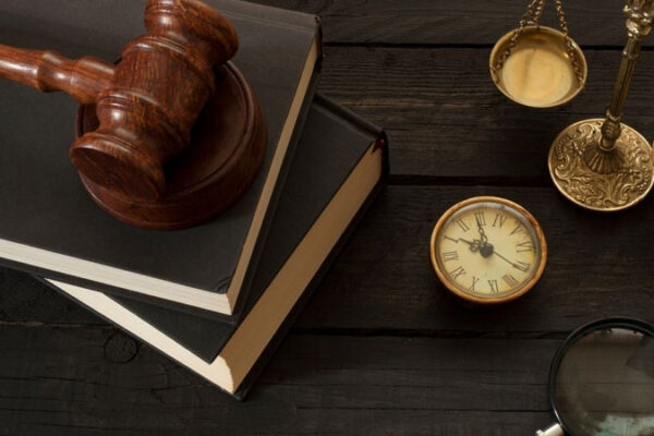 best corporate lawyer in Dubai