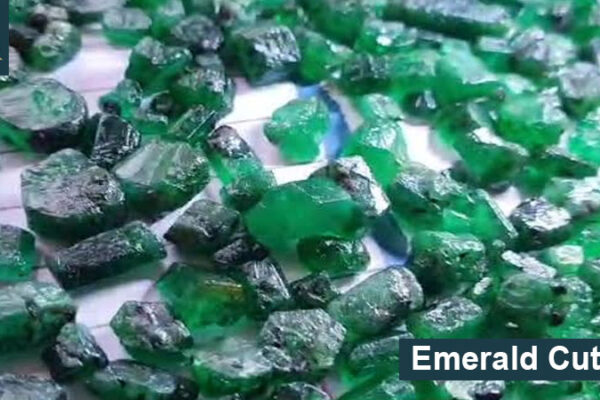 Emerald Cut in Dubai